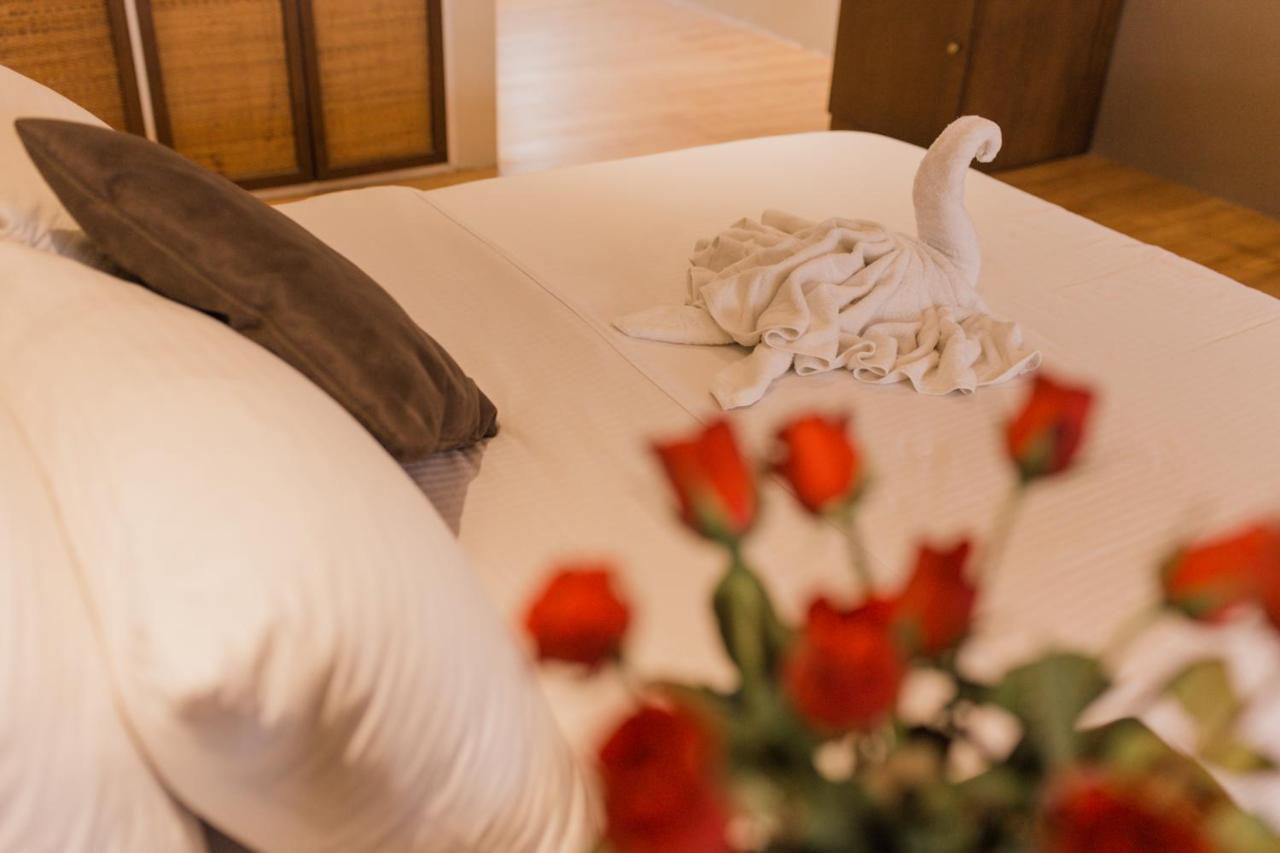 Kingsley'S Hotel And Gastro Pub Mabalacat Экстерьер фото